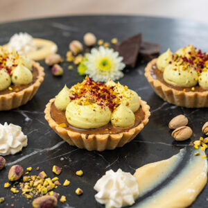 Pisztáciás trüffelkrémes tarte